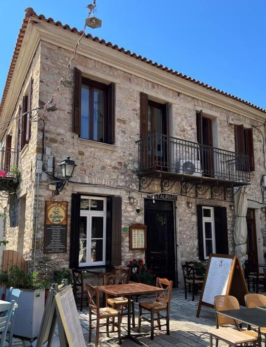 Madame Parisienne Villa Nafpaktos Ngoại thất bức ảnh