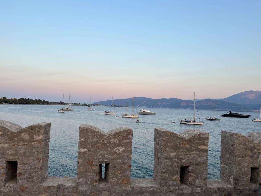 Madame Parisienne Villa Nafpaktos Ngoại thất bức ảnh